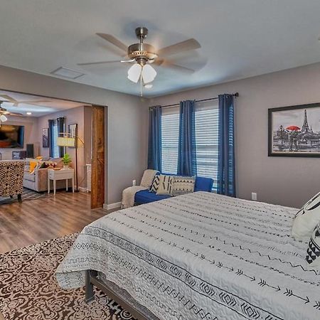 Cozy Haven Attached To Million Home - South Tampa Exterior photo