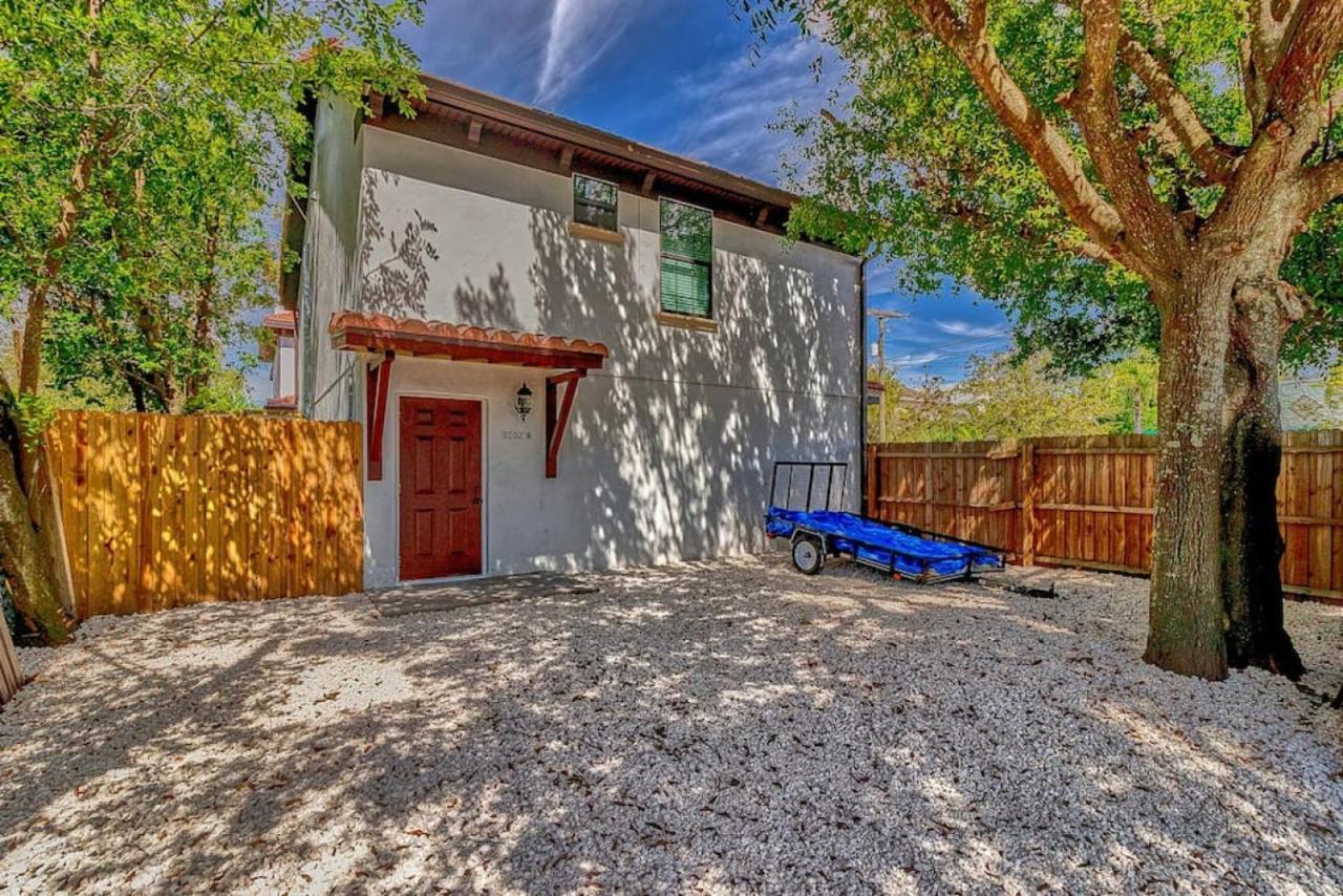 Cozy Haven Attached To Million Home - South Tampa Exterior photo